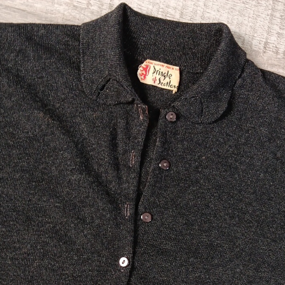VINTAGE PRINGLE CASHMERE CARDIGAN..